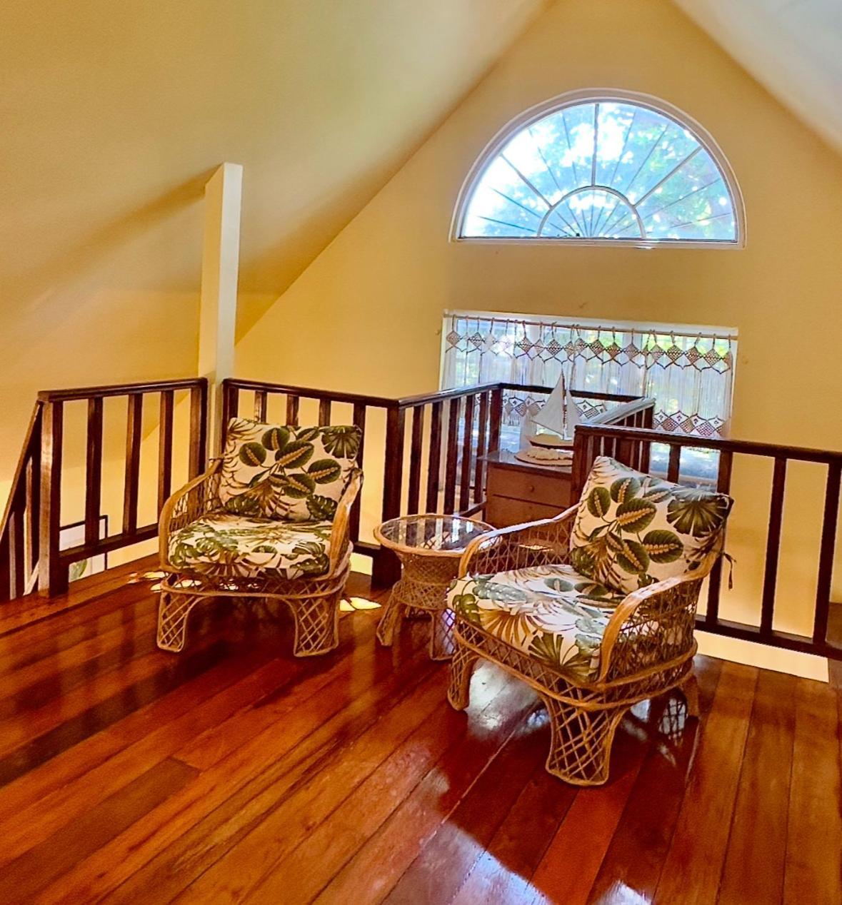 Villa The Coral Casa Caye Caulker Esterno foto
